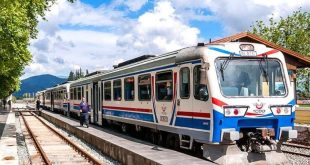 راه‌اندازی قطار تهران-وان در نوروز/ مذاکره برای مسیر تهران-آنکارا ادامه دارد