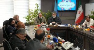 مسئولان سینما و تلویزیون بخاطر جشنواره فیلم فجر پشت یک میز نشستند