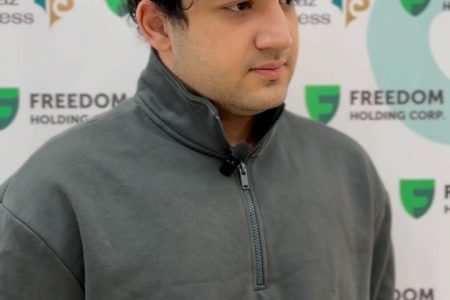 بردیا دانشور