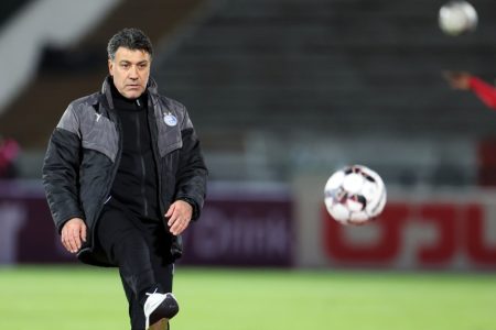 نوازی: همه تلاش‌مان پیروزی در دربی است