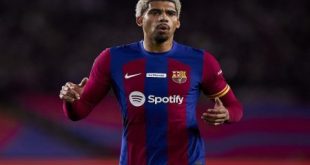 بارسلونا قرارداد آرائوخو را تمدید کرد