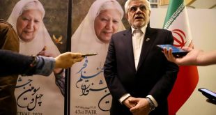 پیگیر رفع مشکل پرونده قضایی دو هنرمند هستیم