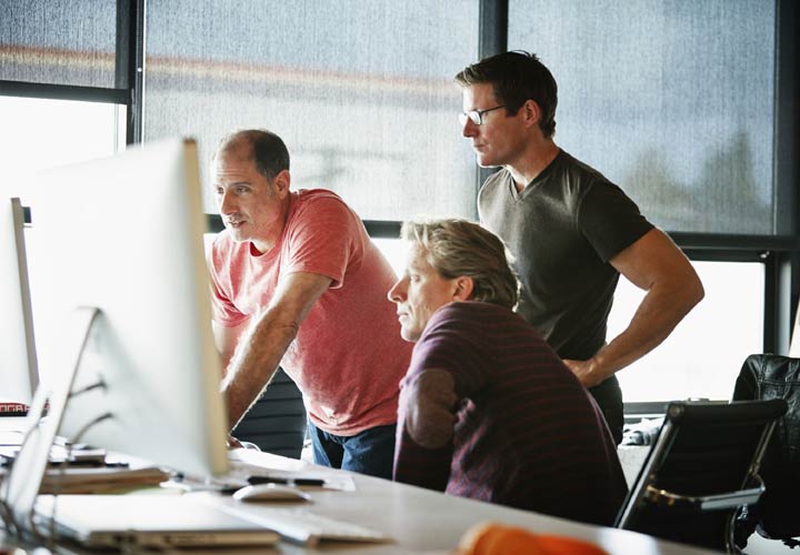 ۱۵ مهارتی که کارمندان قسمت خدمات مشتریان باید بلد باشند_دلچسب 10 سرسختی ـ مهارتهای خدمات مشتریان