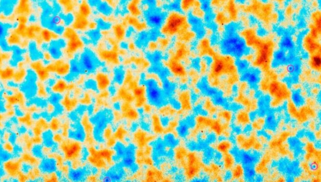 دانشمندان بالاخره راز ماده مرئی گمشده در عالم را کشف کردند_دلچسب 5 ردیابی ماده گمشده جهان با بررسی تغییرات تابش پسزمینه کیهانی