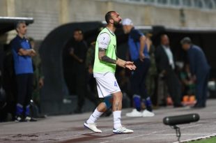 خشم شدید کاپیتان‌های استقلال: پدرمان را درآوردید!