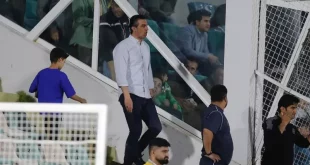 رحمتی با لیدرهای حریف عشق کرد!