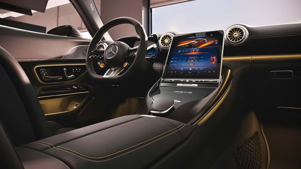 مدل اختصاصی مرسدس 63 AMG GT معارفه شد، حاصل پروژه سینمایی با بازی برد پیت_دلچسب 5 مرسدس 63 AMG GT