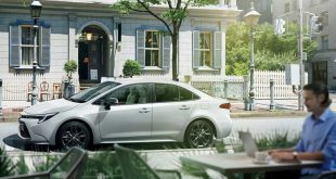 تویوتا کرولا