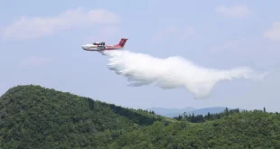 هواپیمای دوزیست AG600