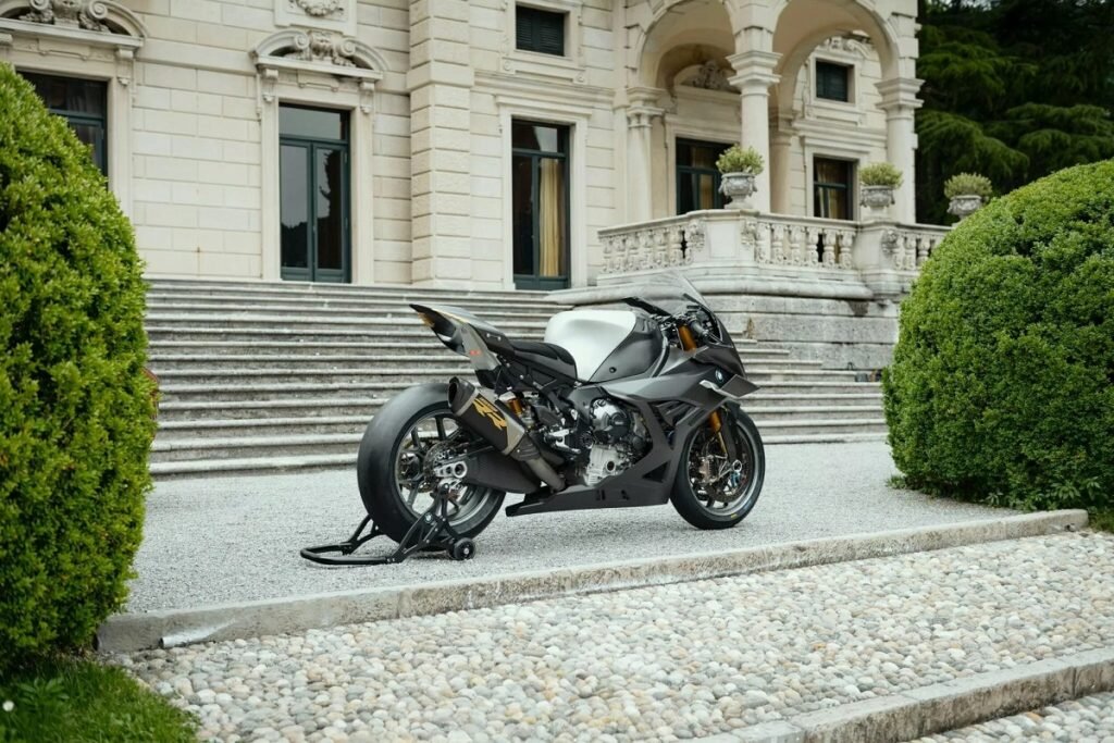 موتورسیکلت بی ام و RR با ظاهری متفاوت و 230 اسب بخار قوت معارفه شد_دلچسب 3 موتورسیکلت