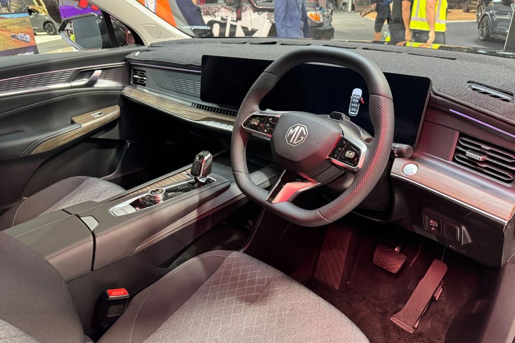 کابین خودرو