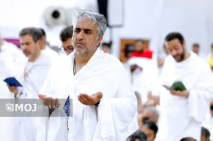 کاروان زائران ایرانی در سرزمین عرفات یک‌صدا نجوای عاشقانه حضرت اباعبدالله (ع) را زمزمه کردند