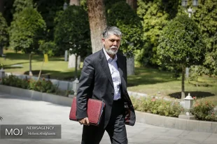 گریه مردم امروز از سر آینده وطن است