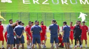 هشدار هاشمیان به بازیکنان پرسپولیس:‌ اسم‌ها برای تیم من بازی نمی‌کنند!