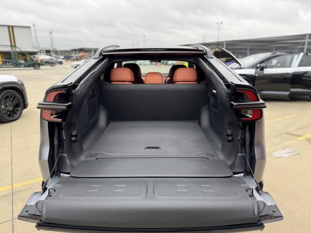 چانگان دیپال E07 داخل بازارهای صادراتی شد؛ پیکاپ سریع چینی و کپی سایبرتراک_دلچسب 5 چانگان دیپال E07