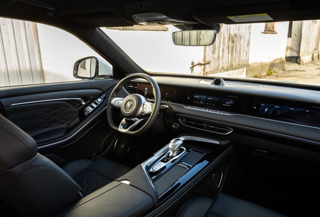 نگرانی از حملات سایبری به خودروهای وارداتی پیشرفته؛ تهدیدی نوظهور برای ایمنی_دلچسب 3 کلاستر خودرو