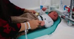 آغاز برنامه غربالگری ژنتیکی نوزادان در ابوظبی؛ شناسایی ۸۱۵ بیماری ژنتیکی قابل درمان