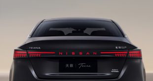 نیسان تیانا پلاس