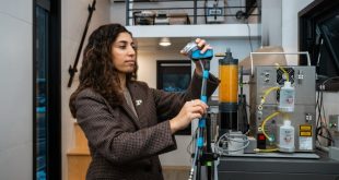 خطرات سشوار و اتو مو