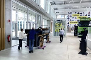 بازسازی اولین کامیون بنزینی دایملر