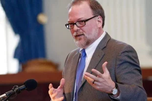 استاد جنایت درگذشت