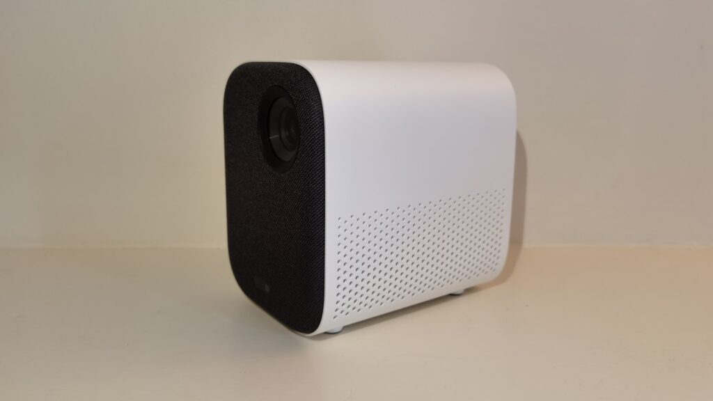 راهنمای خرید بهترین پروژکتور خانگی برای فیلم و بازی_دلچسب 10 بهترین پروژکتور خانگی