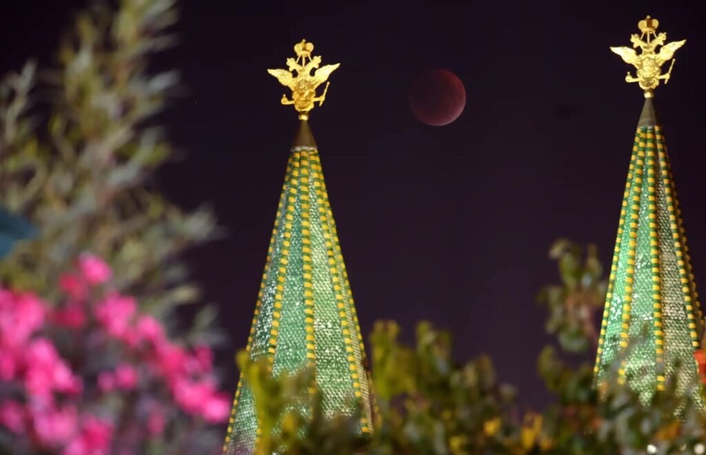 تصاویر ماه خونین