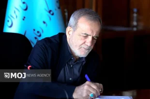 شمس و مولانا دو قله فرهنگ ایرانی‌اند که بر فراز تاریخ می‌درخشند