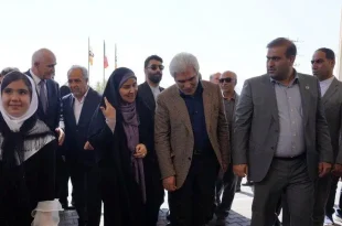 ورود وزیر راه و شهرسازی و معاون نخست وزیر جمهوری آذربایجان به جلفا