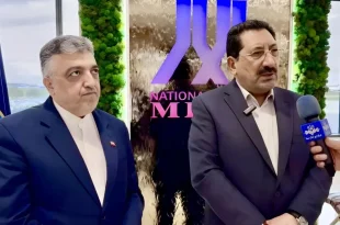 وزیر صمت ایران در سفر به بلاروس برنامه‌های صنعتی و تجاری را دنبال می‌کند