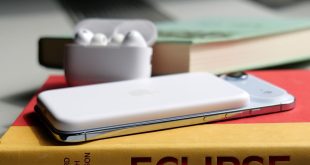 کالبدشکافی باتری مگ‌سیف آیفون ایر؛ شباهت باتری جانبی با باتری گوشی