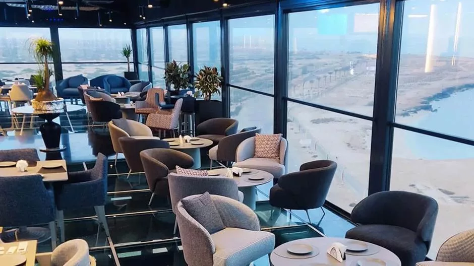 1759324030 94 بهترین رستوران‌ها با موسیقی زنده و دیجی در کیش دلچسب.webp