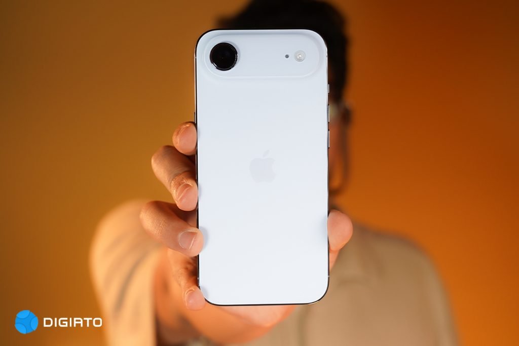 درمورد این گوشی سریع قضاوت نکنید_دلچسب 47 1759992745 833 درمورد این گوشی سریع قضاوت نکنید دلچسب