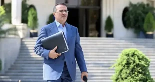 سازمان دامپزشکی و امور عشایر حذف نمی‌شوند/دولت در مسیر اصلاح ساختار اداری