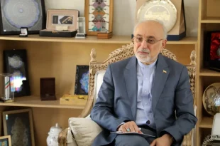 ایران نه شرقی است نه غربی، استقلال اصل بنیادین ماست