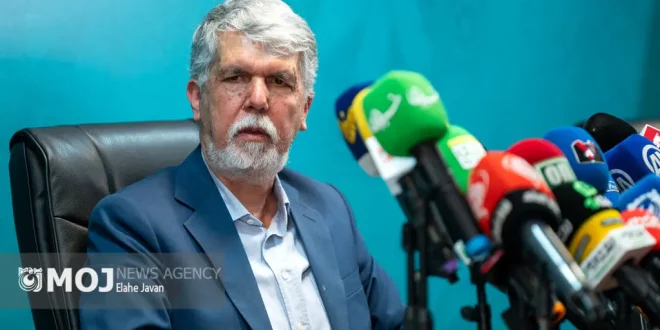 خدمت به قرآن افتخاری جاودانه برای جامعه ایمانی است