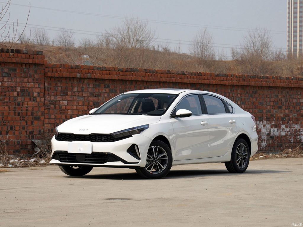 عرضه خودروهای وارداتی