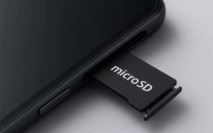بازگشت احتمالی درگاه کارت microSD