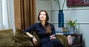 «الیف شافاک» در راس «انجمن سلطنتی ادبیات»