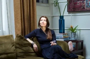 «الیف شافاک» در راس «انجمن سلطنتی ادبیات»